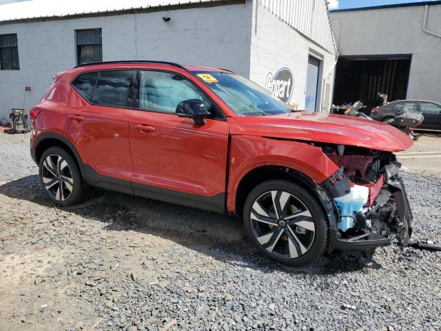 YV4L12UL3R2252768 - 2024 VOLVO XC40 PLUS ORANGE photo 4