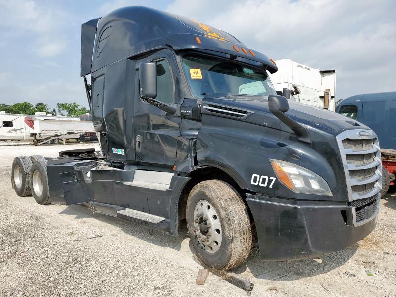 2019 FREIGHTLINER CASCADIA 1, null