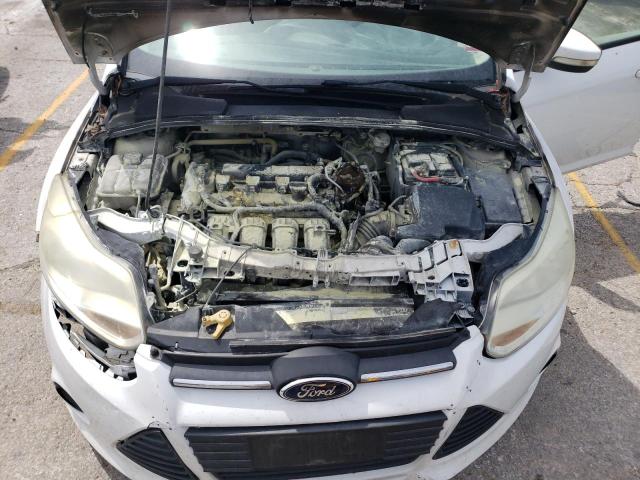 1FADP3K20DL132652 - 2013 FORD FOCUS SE WHITE photo 12