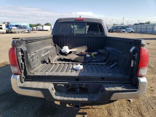 5TFSZ5ANXJX126011 - 2018 TOYOTA TACOMA ACCESS CAB ნაცრისფერი ფოტო 6