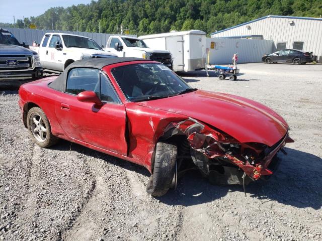 JM1NB353020229608 - 2002 MAZDA MX-5 MIATA BASE RED photo 4