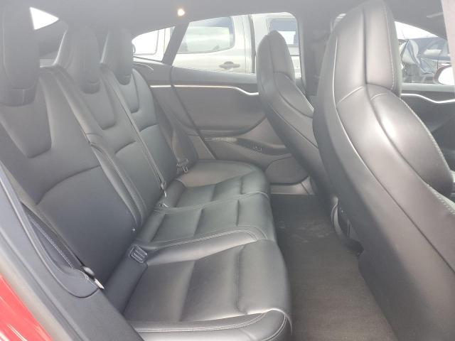 5YJSA1E40JF259792 - 2018 TESLA MODEL S 红色 照片 10