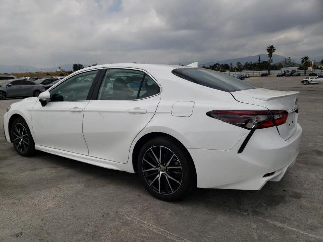 4T1G11AK1RU906581 - 2024 TOYOTA CAMRY SE NIGHT SHADE WHITE photo 2