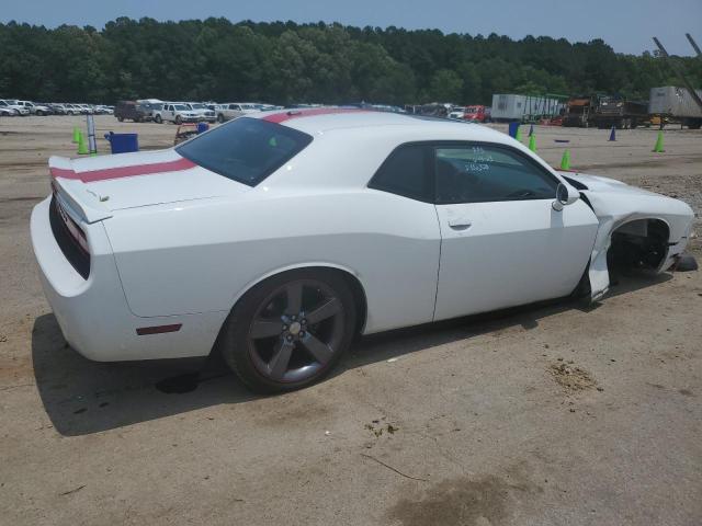 2C3CDYAGXCH268862 - 2012 DODGE CHALLENGER SXT WHITE photo 3