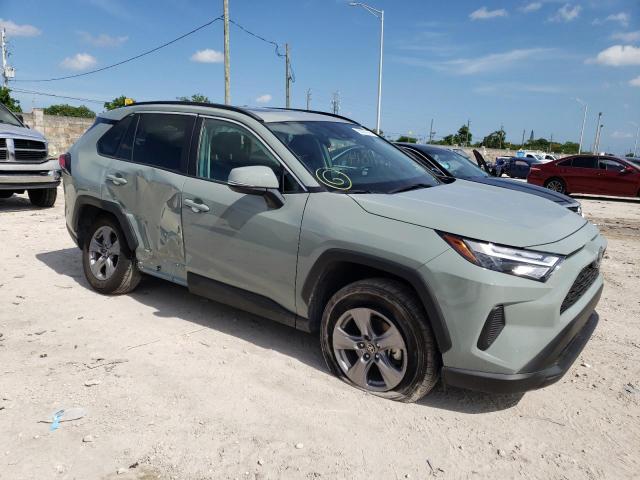 4T3RWRFV6NU061255 - 2022 TOYOTA RAV4 XLE 灰色 照片 4