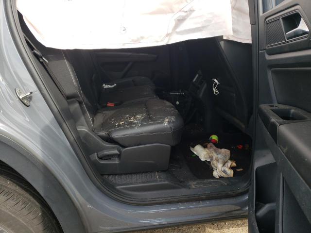 1V26E2CA9LC227992 - 2020 VOLKSWAGEN ATLAS CROS SE Серый фото 11