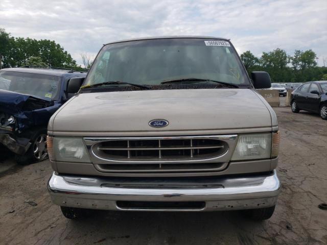 1FMRE11L72HA70988 - 2002 FORD ECONOLINE E150 WAGON TAN photo 5