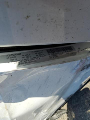 2C3CDZFJ6GH305518 - 2016 DODGE CHALLENGER R/T SCAT PACK WHITE photo 12