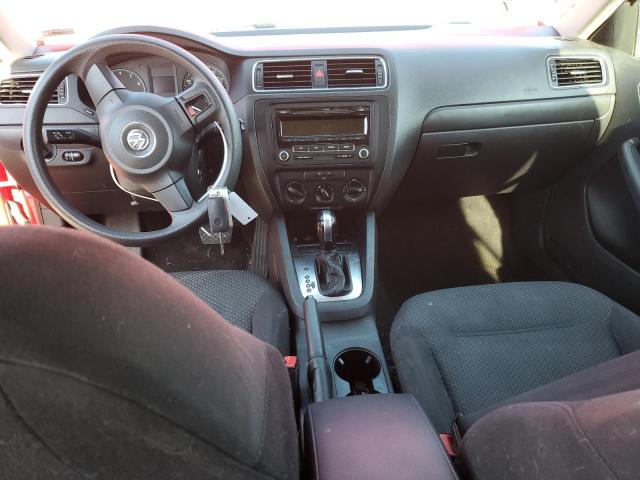 3VW2K7AJ7DM252542 - 2013 VOLKSWAGEN JETTA BASE RED photo 8
