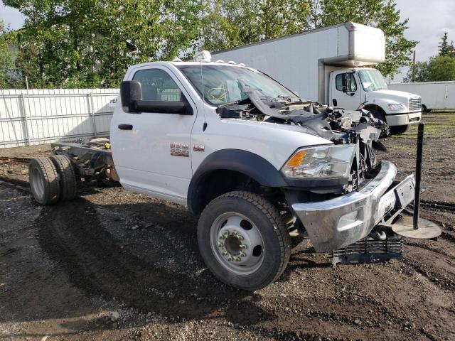 3C7WRNBJ9JG354814 - 2018 RAM 5500 WHITE photo 4