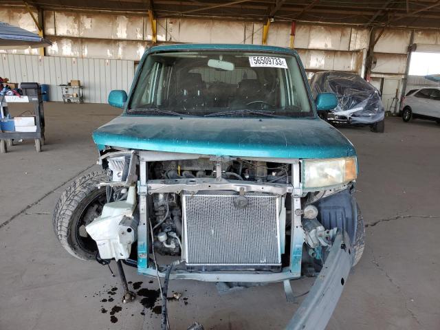 JTLKT324X50182142 - 2005 TOYOTA SCION XB TEAL photo 5