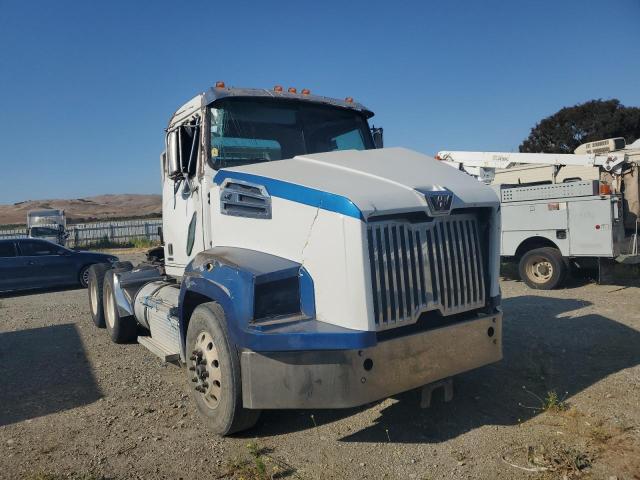 2015 WESTERN STAR/AUTO CAR CONVENTION 4700SB, 