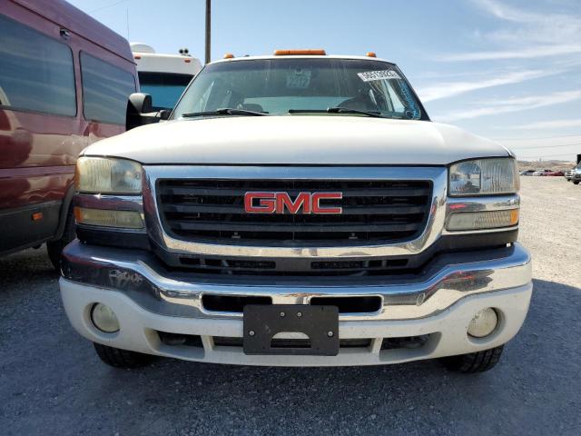 1GTJK33D96F144943 - 2006 GMC NEW SIERRA K3500 WHITE photo 5