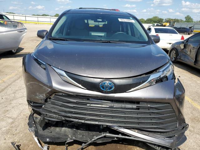 5TDKRKEC7MS049129 - 2021 TOYOTA SIENNA LE CHARCOAL photo 5