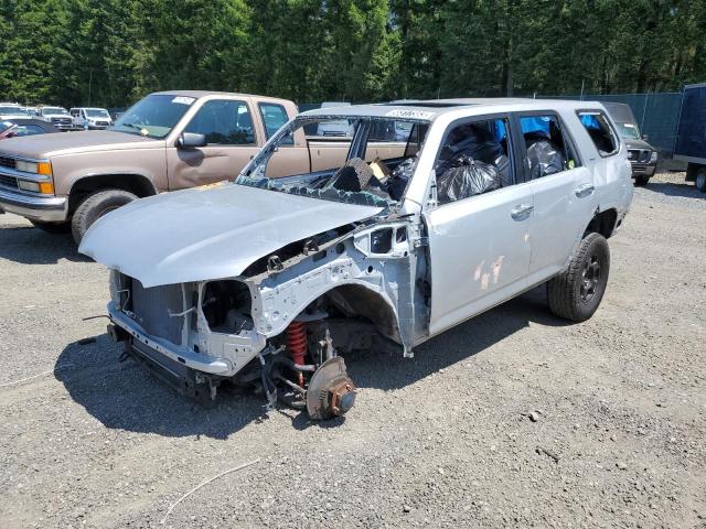 JTEBU5JR4J5566539 - 2018 TOYOTA 4RUNNER SR5/SR5 PREMIUM 银色 照片 1