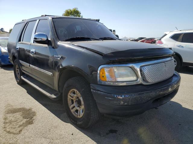 1FMRU15W42LA68717 - 2002 FORD EXPEDITION XLT BLACK photo 4