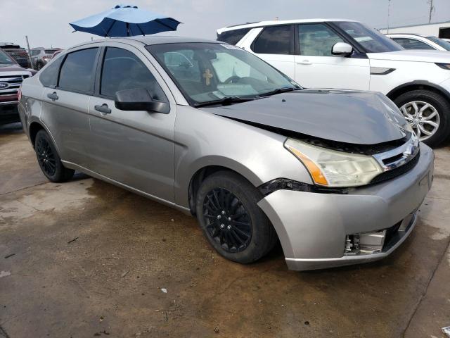 1FAHP34N28W140670 - 2008 FORD FOCUS S/SE GRAY photo 4