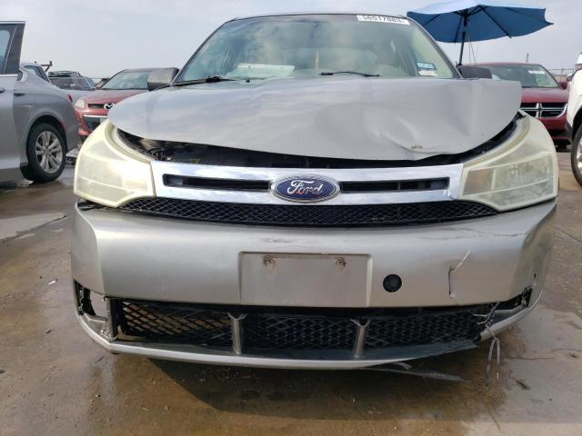 1FAHP34N28W140670 - 2008 FORD FOCUS S/SE GRAY photo 5