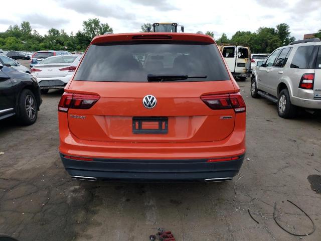 3VV0B7AX4KM166148 - 2019 VOLKSWAGEN TIGUAN S ORANGE photo 6