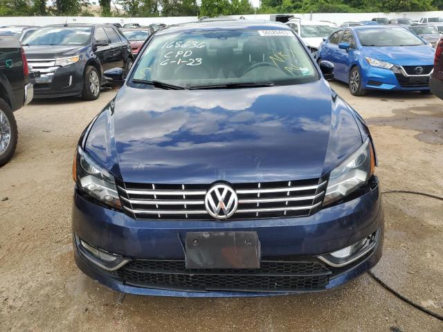 1VWCN7A34DC043516 - 2013 VOLKSWAGEN PASSAT SEL BLUE photo 5