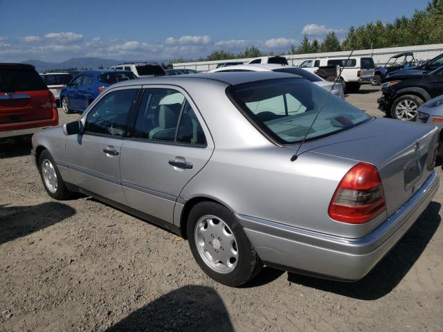 WDBHA22EXRF054726 - 1994 MERCEDES-BENZ C 220 SILVER photo 2