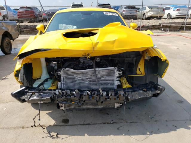 2C3CDZFJ9HH664170 - 2017 DODGE CHALLENGER R/T 392 YELLOW photo 5