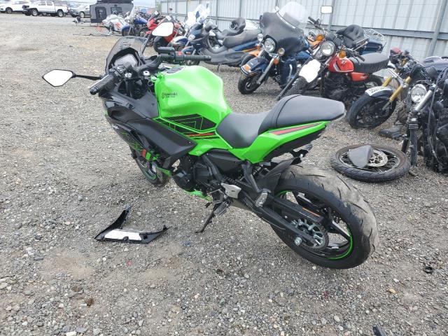 ML5EXER13PDA80193 - 2023 KAWASAKI EX650 R GREEN photo 3