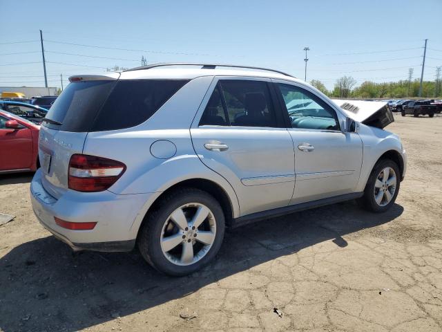 4JGBB8GB5BA755100 - 2011 MERCEDES-BENZ ML 350 4MATIC SILVER photo 3