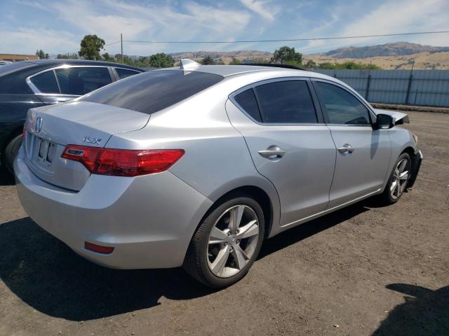 19VDE1F78DE016109 - 2013 ACURA ILX 20 TECH GRAY photo 3