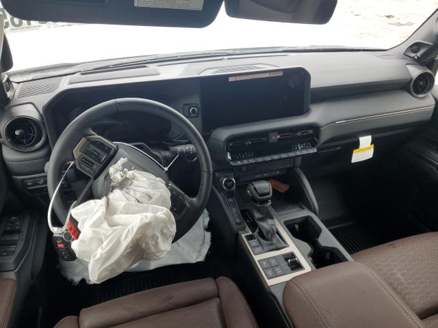 JTEABFAJ4S5013845 - 2025 TOYOTA LAND CRUIS BASE Biały zdjęcie 8