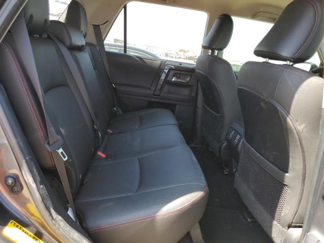 JTEBU5JR2L5784725 - 2020 TOYOTA 4RUNNER SR5/SR5 PREMIUM 灰色 照片 11