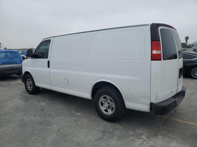 1GCEG15XX61176263 - 2006 CHEVROLET EXPRESS G1 WHITE photo 2