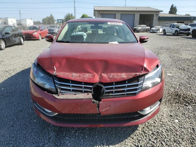 1VWCT7A37FC041218 - 2015 VOLKSWAGEN PASSAT SEL RED photo 5