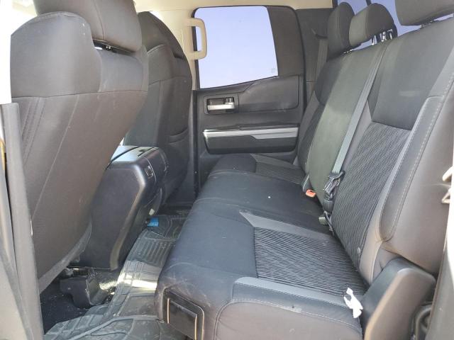 5TFUW5F12HX603693 - 2017 TOYOTA TUNDRA DOUBLE CAB SR/SR5 GRAY photo 10