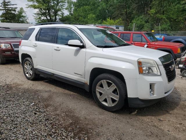 2CTALSEC9B6202571 - 2011 GMC TERRAIN SLE WHITE photo 4