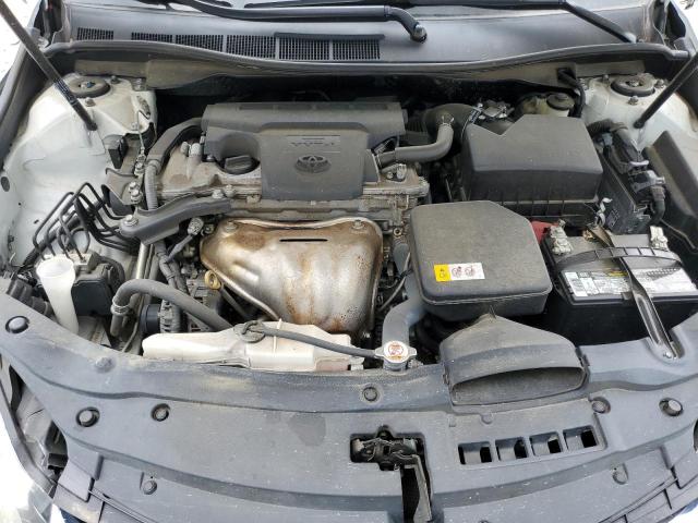 4T1BF1FK5HU304950 - 2017 TOYOTA CAMRY LE 白色 照片 11