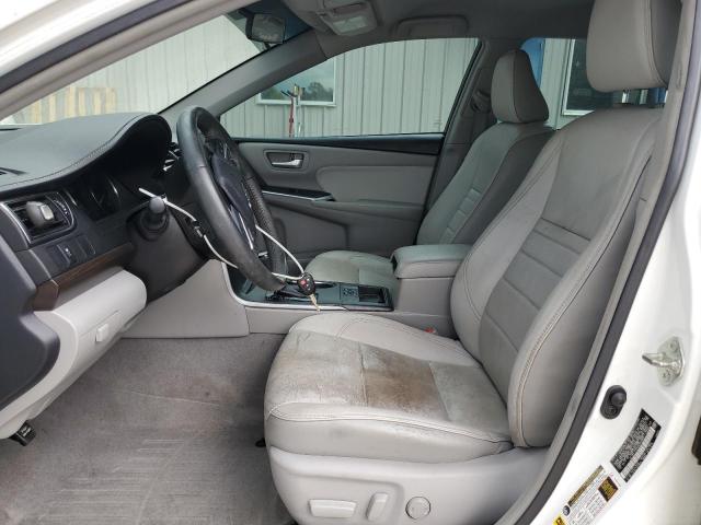 4T1BF1FK5HU304950 - 2017 TOYOTA CAMRY LE 白色 照片 7
