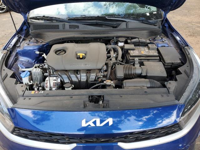 3KPF24AD3PE609565 - 2023 KIA FORTE LX BLUE photo 11