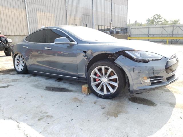 5YJSA1H11EFP39475 - 2014 TESLA MODEL S Մոխրագույն լուսանկար 4