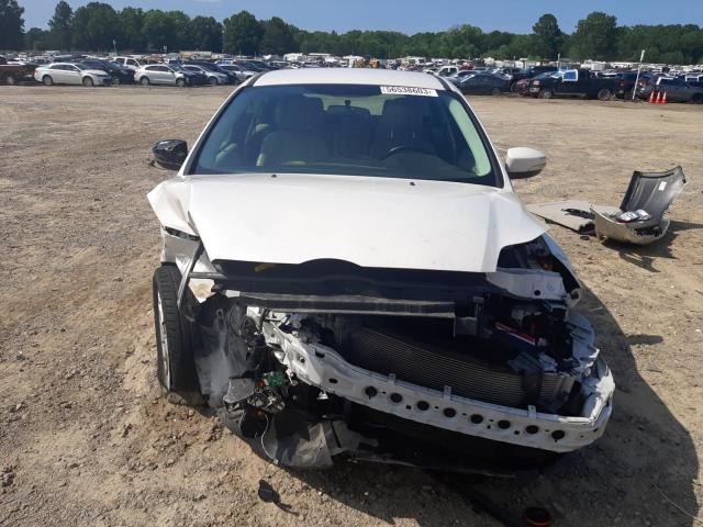 1FADP3R46EL394149 - 2014 FORD FOCUS BEV WHITE photo 5