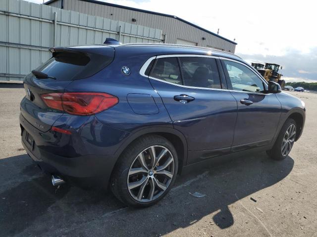 WBXYJ5C57KEF82792 - 2019 BMW X2 XDRIVE28I BLUE photo 3