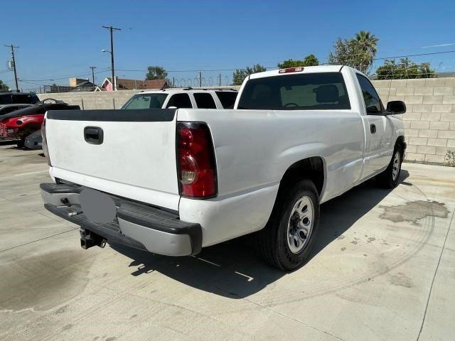 1GCEC14V47E151798 - 2007 CHEVROLET SILVERADO C1500 CLASSIC WHITE photo 4