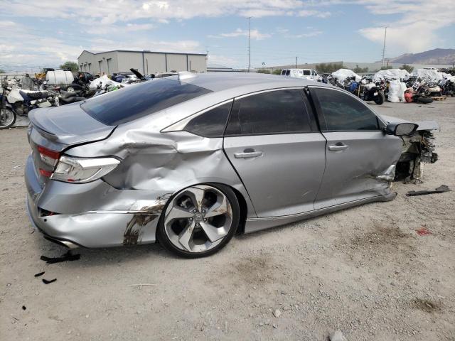 1HGCV1F95JA095808 - 2018 HONDA ACCORD TOURING SILVER photo 3