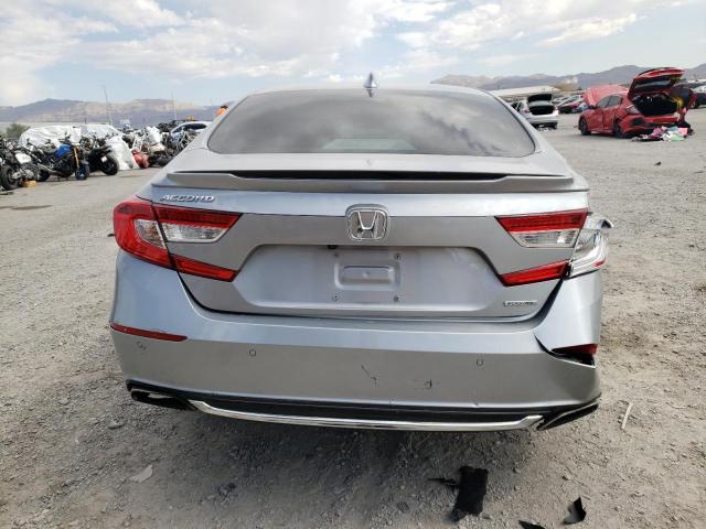 1HGCV1F95JA095808 - 2018 HONDA ACCORD TOURING SILVER photo 6