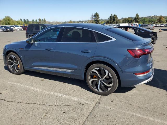 WA13ABGE0LB032568 - 2020 AUDI E-TRON SPORTBACK PRESTIGE GRAY photo 2