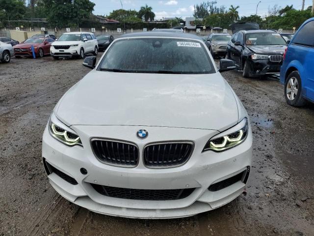 WBA2N3C09M7J83075 - 2021 BMW M240XI WHITE photo 5