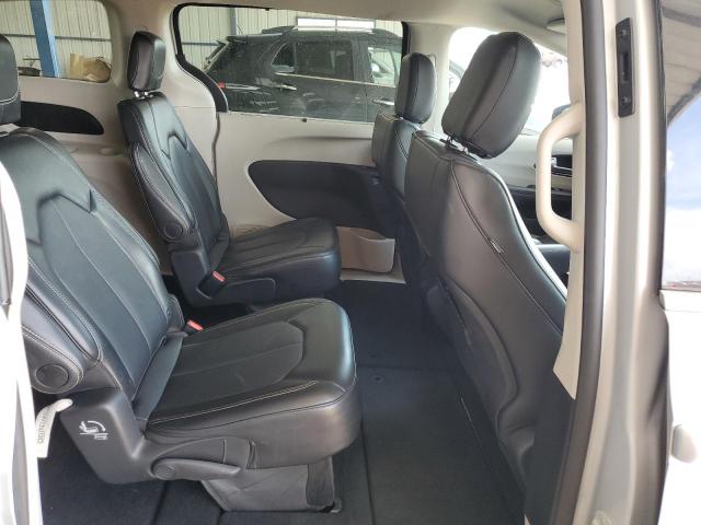 2C4RC1BG3RR158107 - 2024 CHRYSLER PACIFICA TOURING L SILVER photo 11