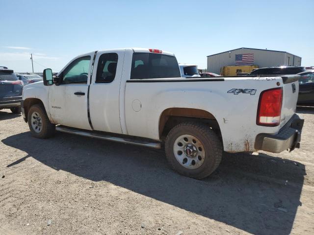 1GTR2TE30BZ373933 - 2011 GMC SIERRA K1500 WHITE photo 2