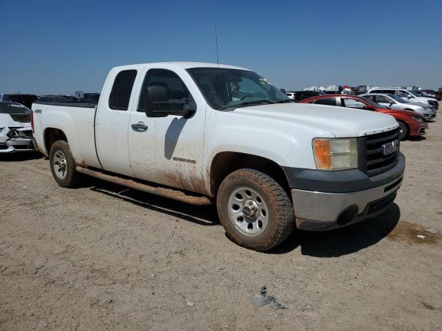 1GTR2TE30BZ373933 - 2011 GMC SIERRA K1500 WHITE photo 4