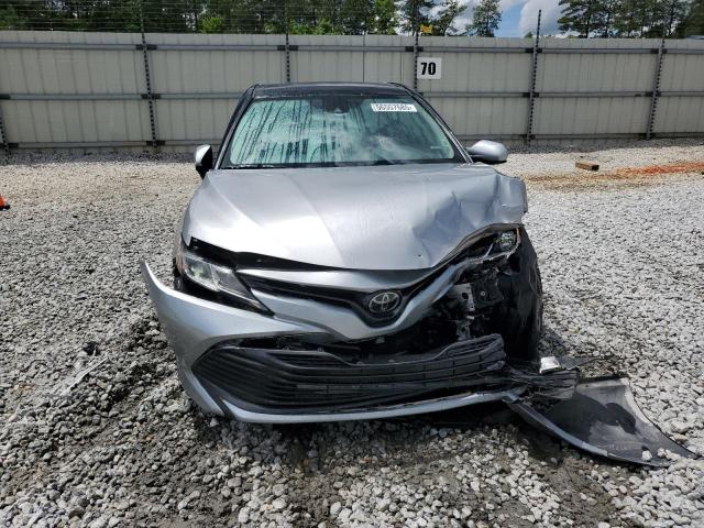 4T1B11HK9KU161049 - 2019 TOYOTA CAMRY L SILVER photo 5